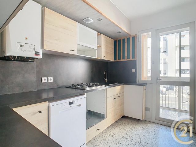 Appartement F3 à louer - 3 pièces - 71,36 m2 - Perpignan - 66 - LANGUEDOC-ROUSSILLON